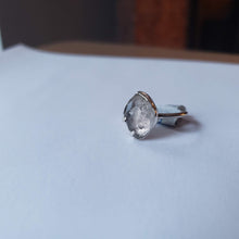 Load image into Gallery viewer, Sterling silver and quartz ring
