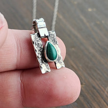 Load image into Gallery viewer, Sterling silver and malachite drop necklace
